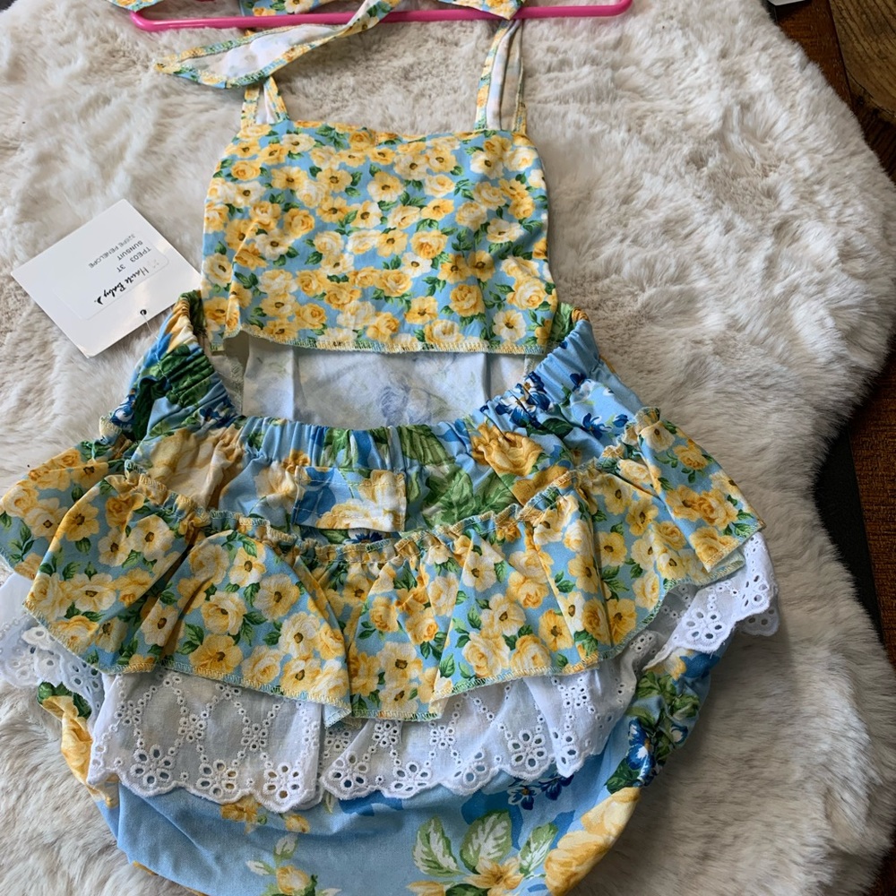 Sunsuit - Picture 6 of 8